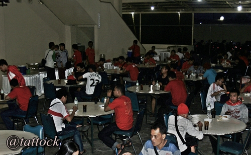 Berbuka dengan yang ...