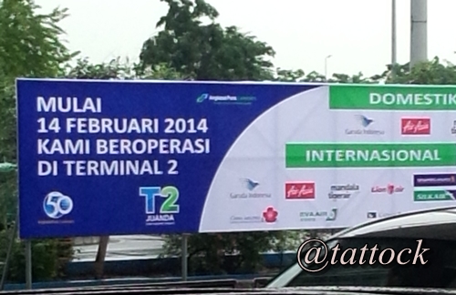 Spanduk pengumuman pada H-1 di Terminal Kedatangan/Keberangkatan International 
