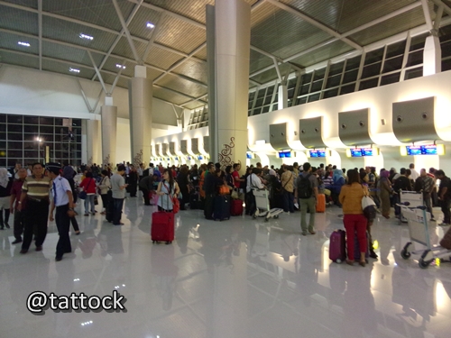 Conter check in - T2 Juanda